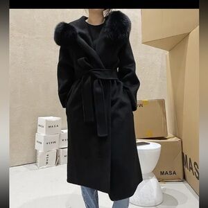 Elegant Black Fur-Trimmed Women's Coat
